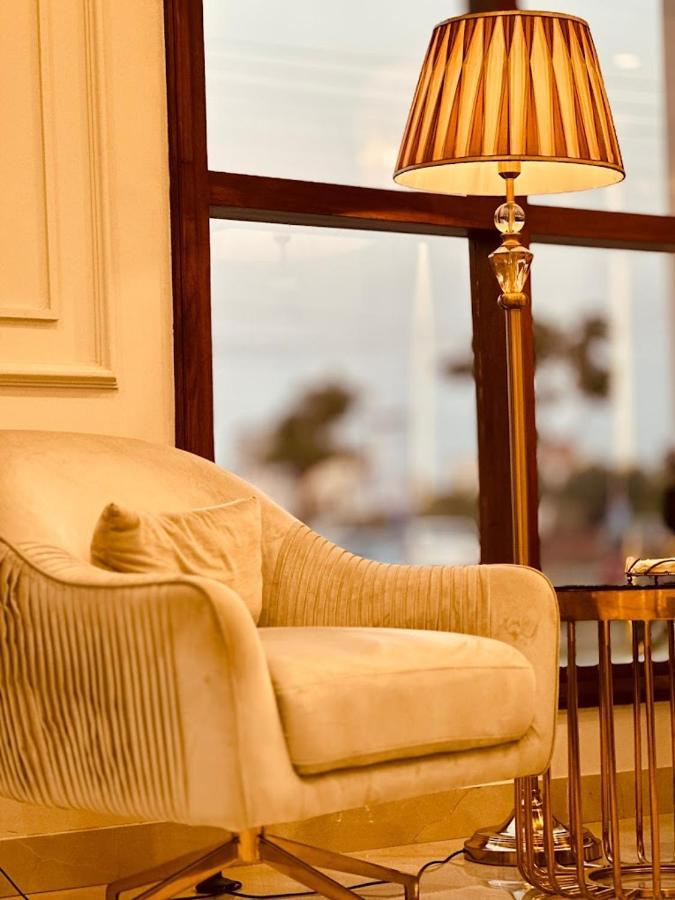Готель Elegance Regency Khanna  Екстер'єр фото